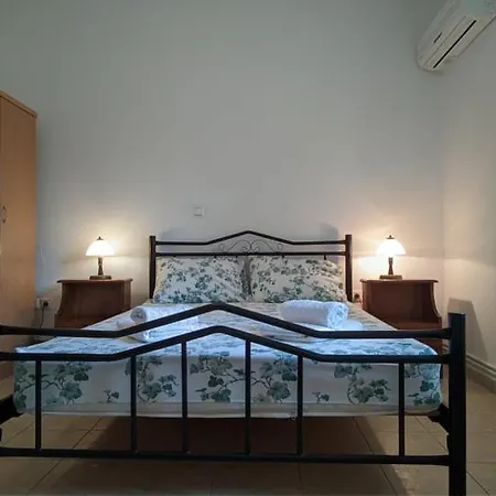 Appartement Krini Apartment Mousata